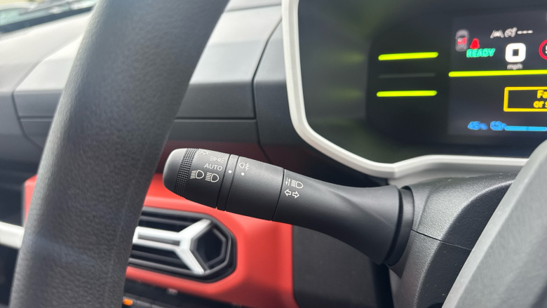 Dacia Spring 27kWh Expression 65 48kW 5dr Auto Electric Hatchback